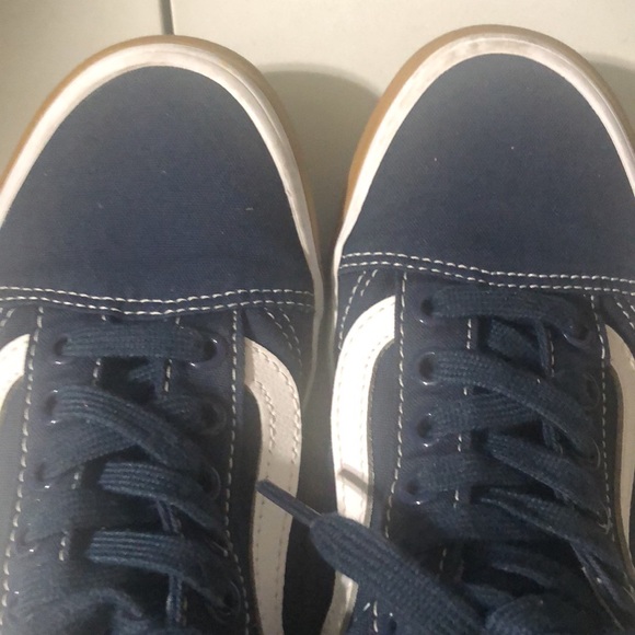 Vans - Picture 5 of 6